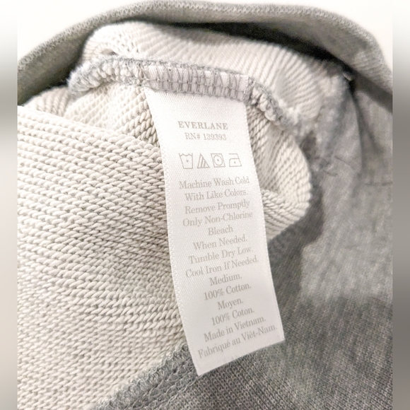 EVERLANE crewneck sweater - size Medium - Picture 3 of 4